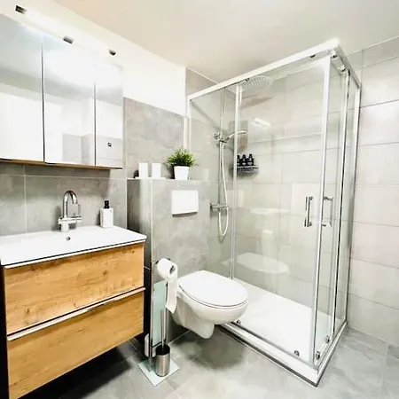 Moderne 2-Zimmer Wohnung Im Stadtzentrum - Fruehlingsaktion 2025! Bayreuth Buitenkant foto