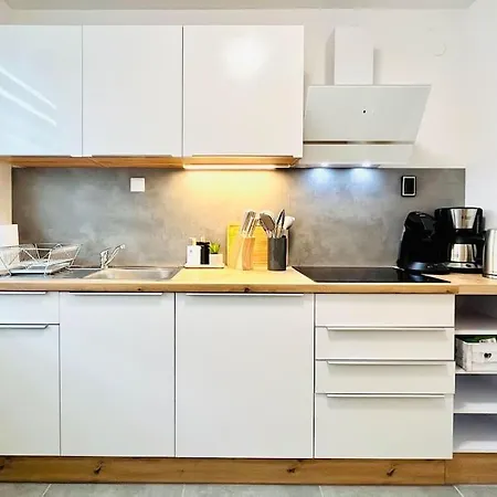 Moderne 2-Zimmer Wohnung Im Stadtzentrum - Fruehlingsaktion 2025! Bayreuth Buitenkant foto