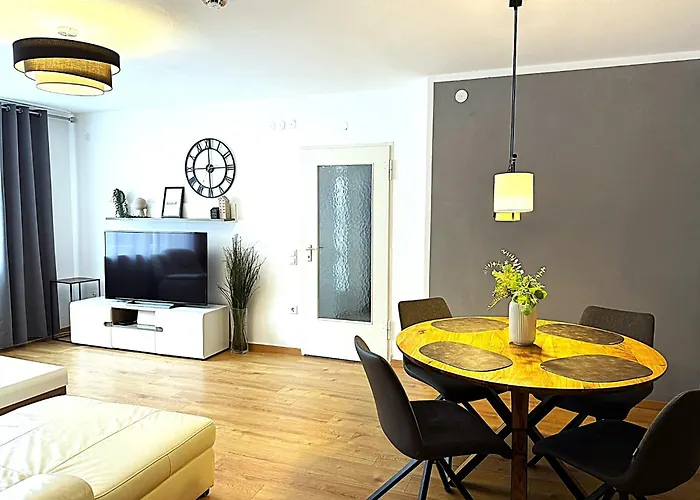Moderne 2-Zimmer Wohnung Im Stadtzentrum - Fruehlingsaktion 2025!